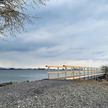 Little Tiny Village Haus 4 *